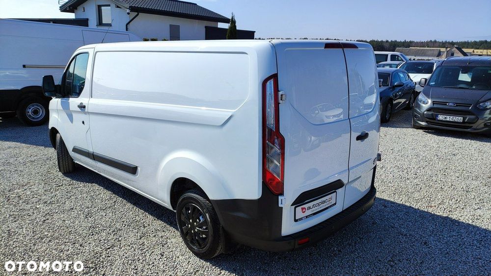 Ford Transit Custom - 12
