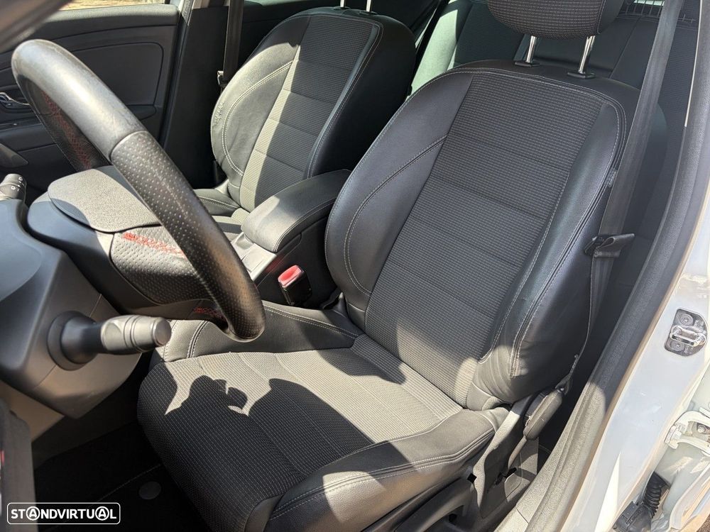 Renault Mégane Sport Tourer 1.5 dCi GT Line - 7