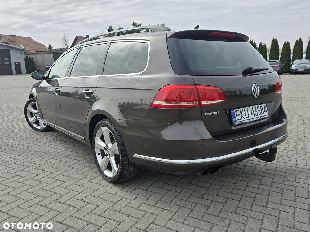 Volkswagen Passat - 17