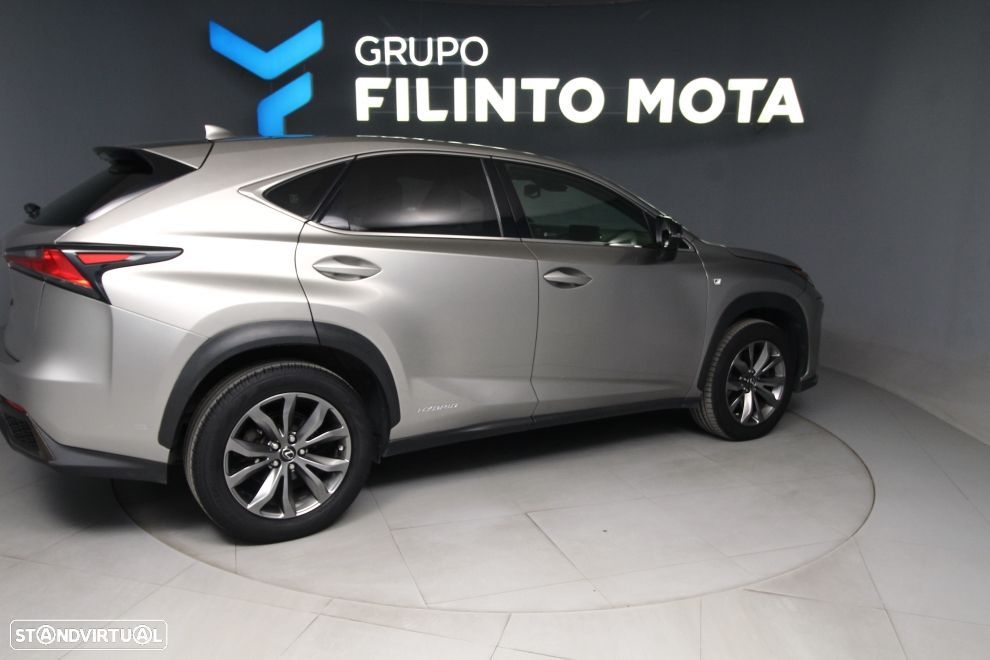 Lexus NX 300h F Sport+ 4WD - 2