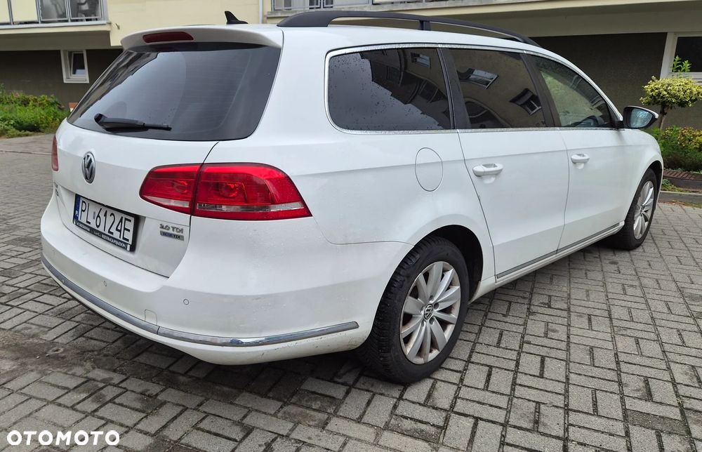 Volkswagen Passat 2.0 Blue TDI SCR Comfortline - 2