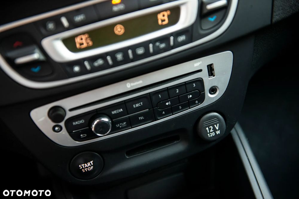 Renault Megane ENERGY dCi 110 Start & Stopp LIMITED - 30