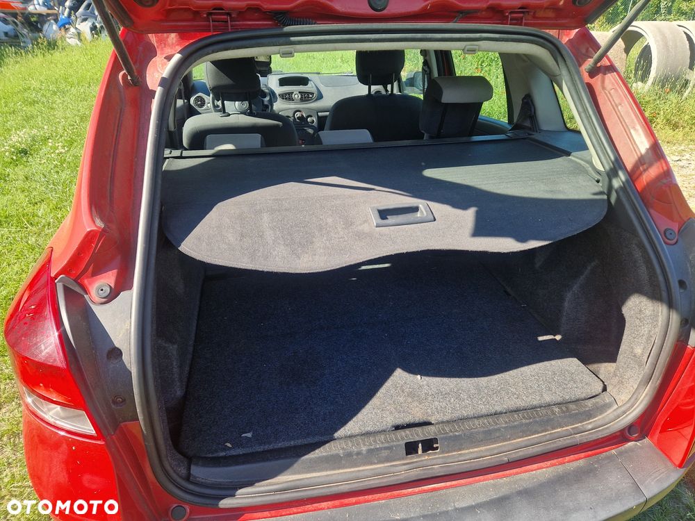 Renault Clio - 6