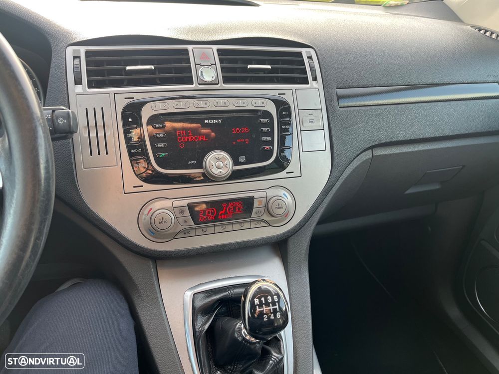 Ford Kuga 2.0 TDCi Titanium - 9