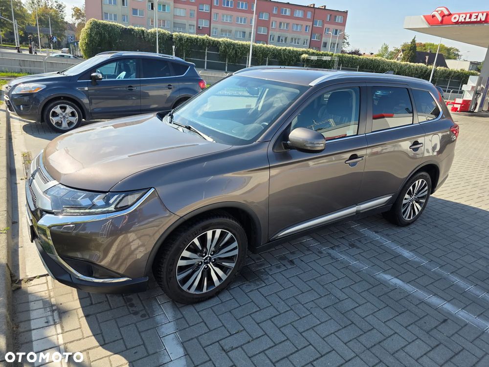 Mitsubishi Outlander - 6