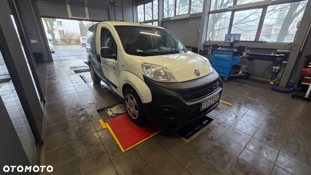 Fiat Fiorino Kombi Base - 10