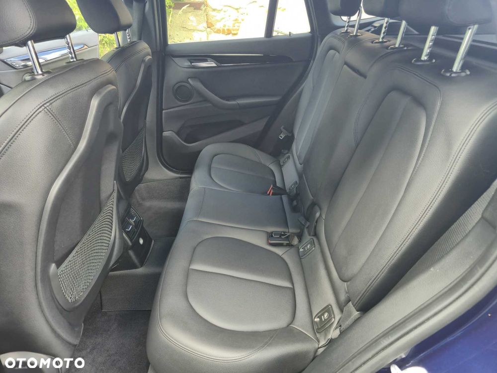 BMW X1 - 8