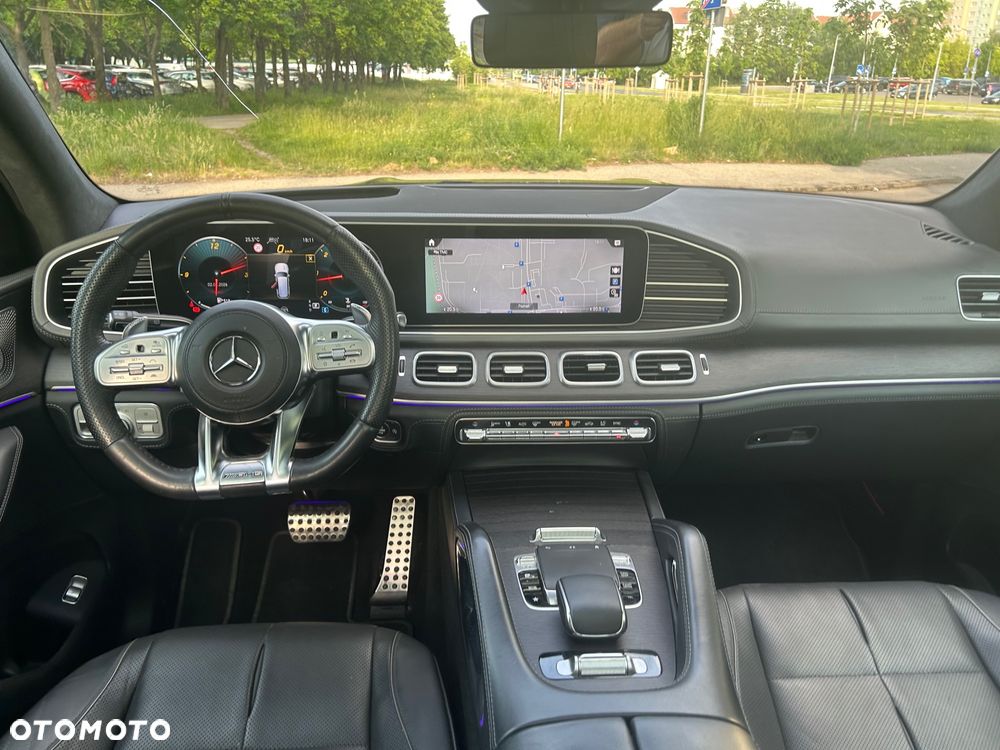 Mercedes-Benz GLS - 12