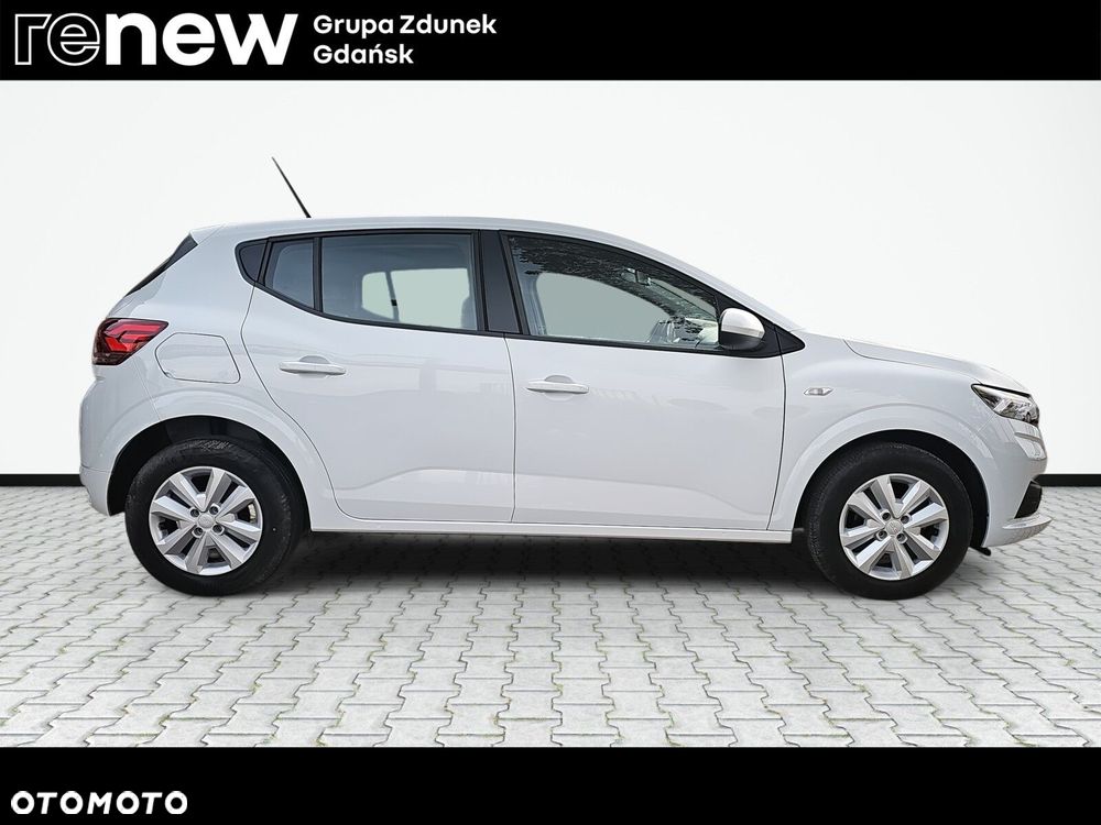 Dacia Sandero - 5