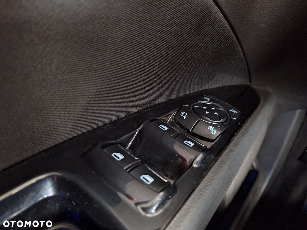 Ford Mondeo 1.5 EcoBoost Titanium - 38