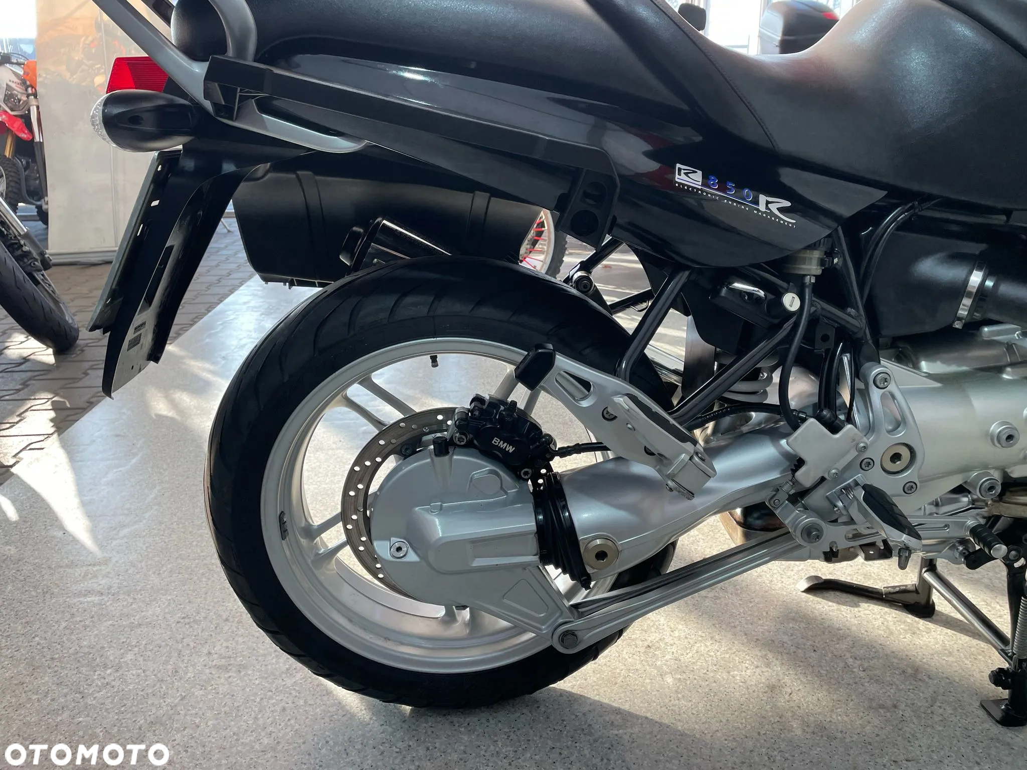 BMW R - 33