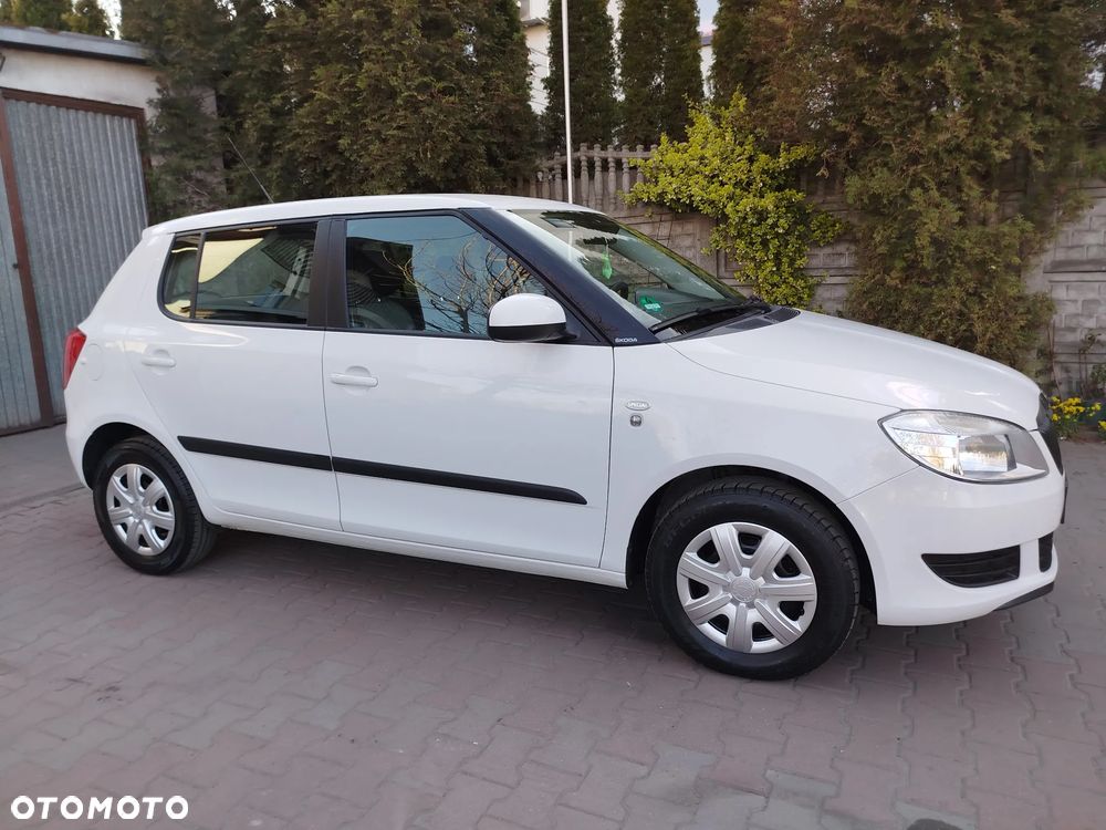 Skoda Fabia 1.2 HTP Active - 3