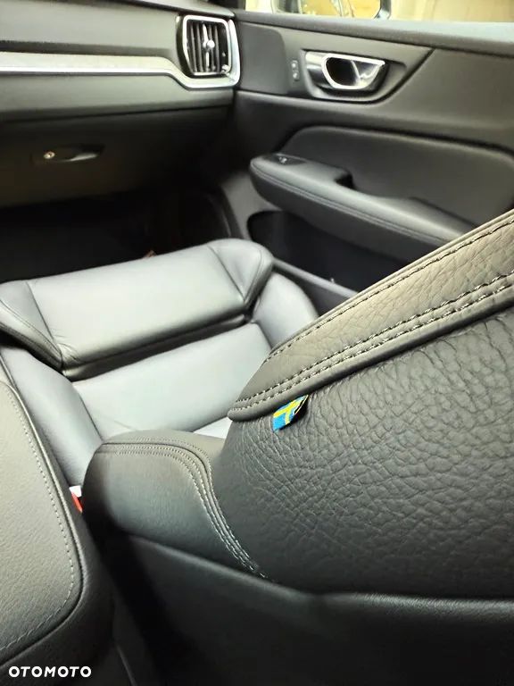 Volvo V60 D4 Inscription - 21