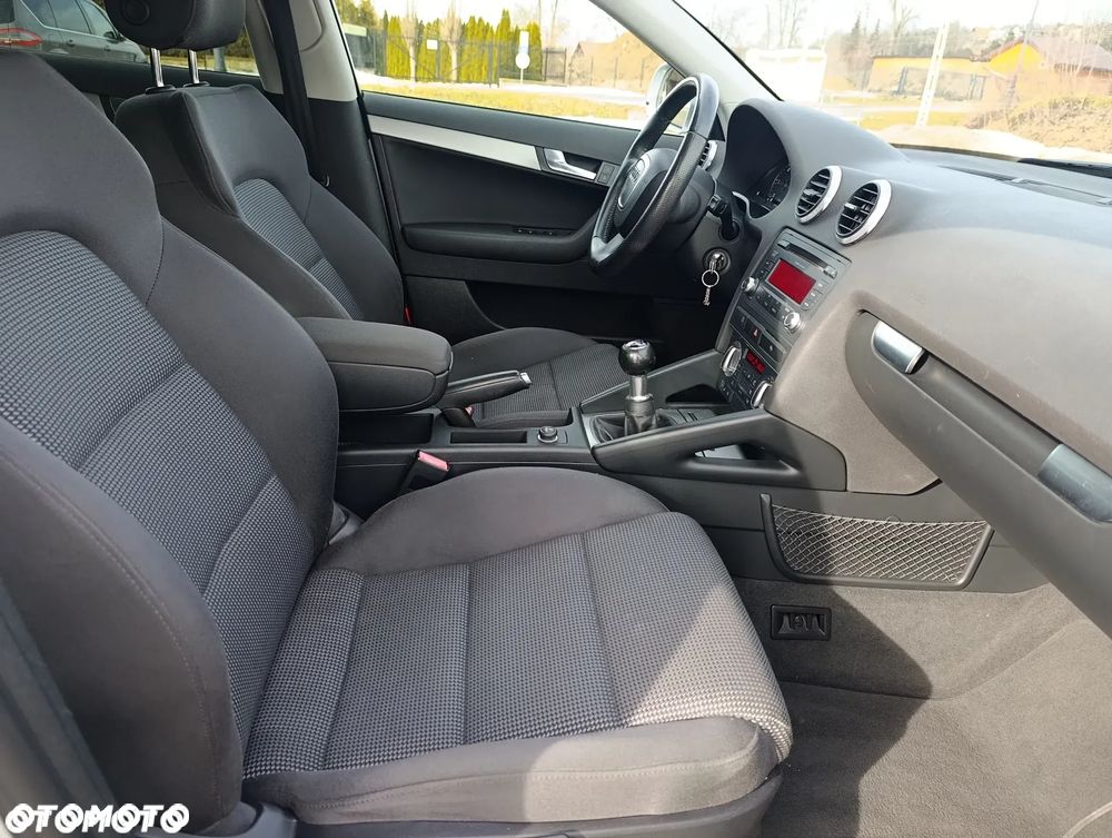 Audi A3 Sportback 2.0 TDI DPF Attraction - 18