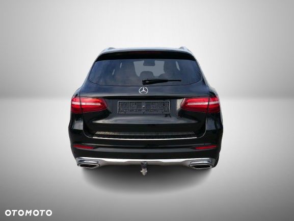 Mercedes-Benz GLC - 4