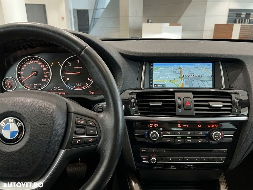 BMW X3 xDrive20d Standard - 8