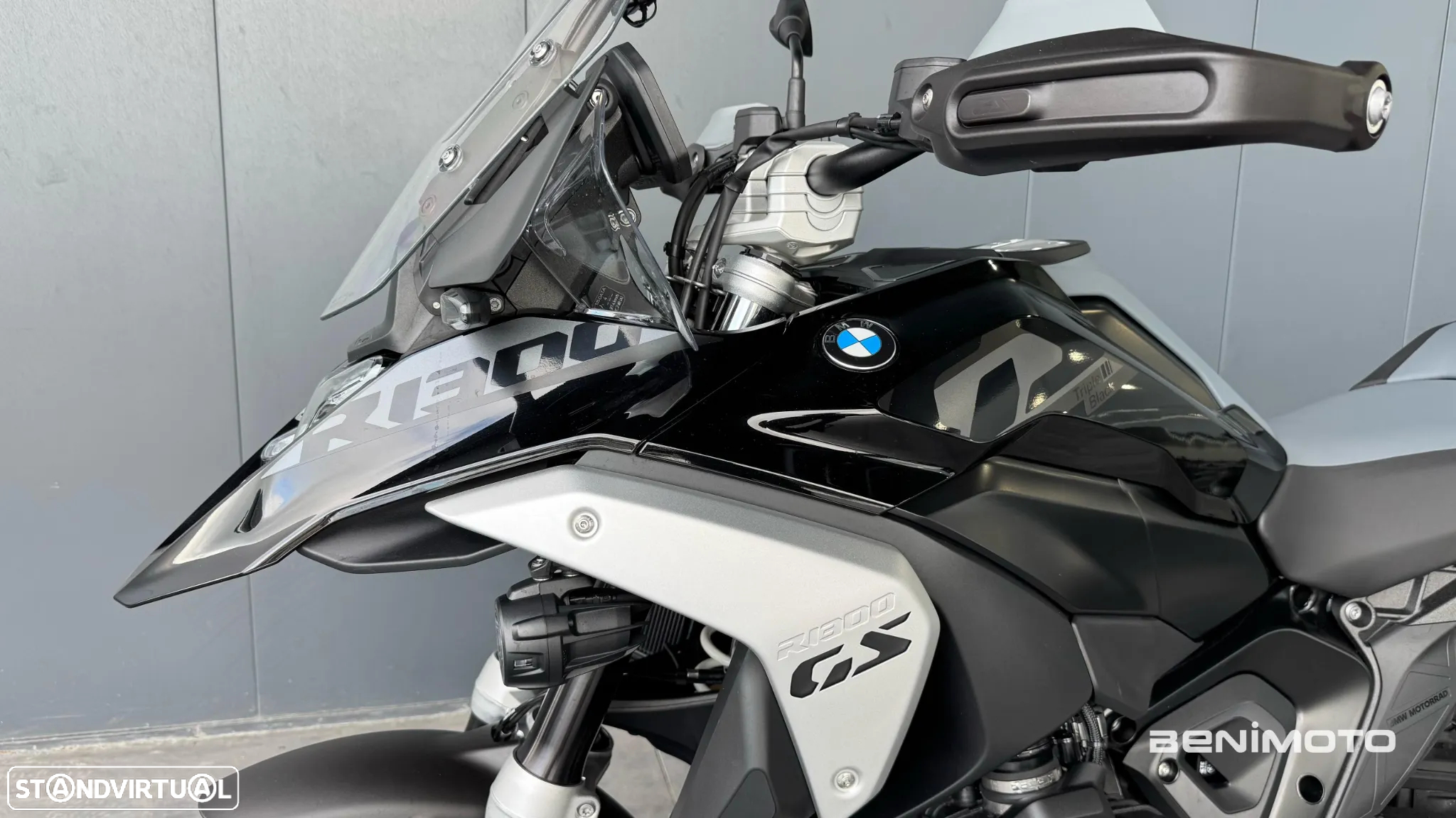 BMW R 1300 GS Triple Black - 11
