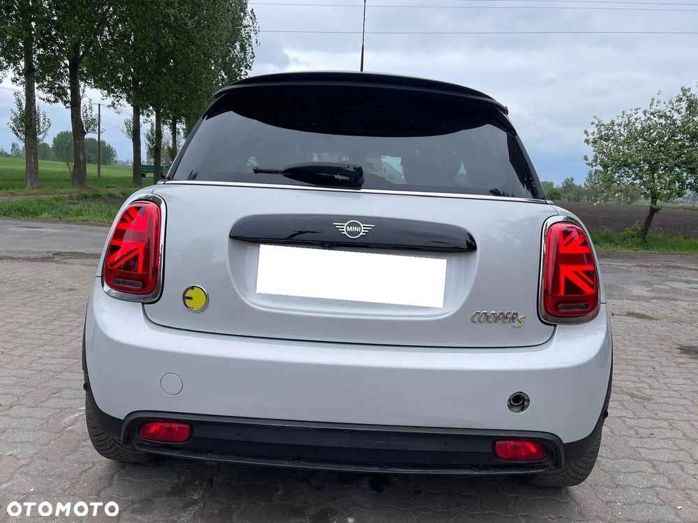 MINI Cooper SE Trim M - 32