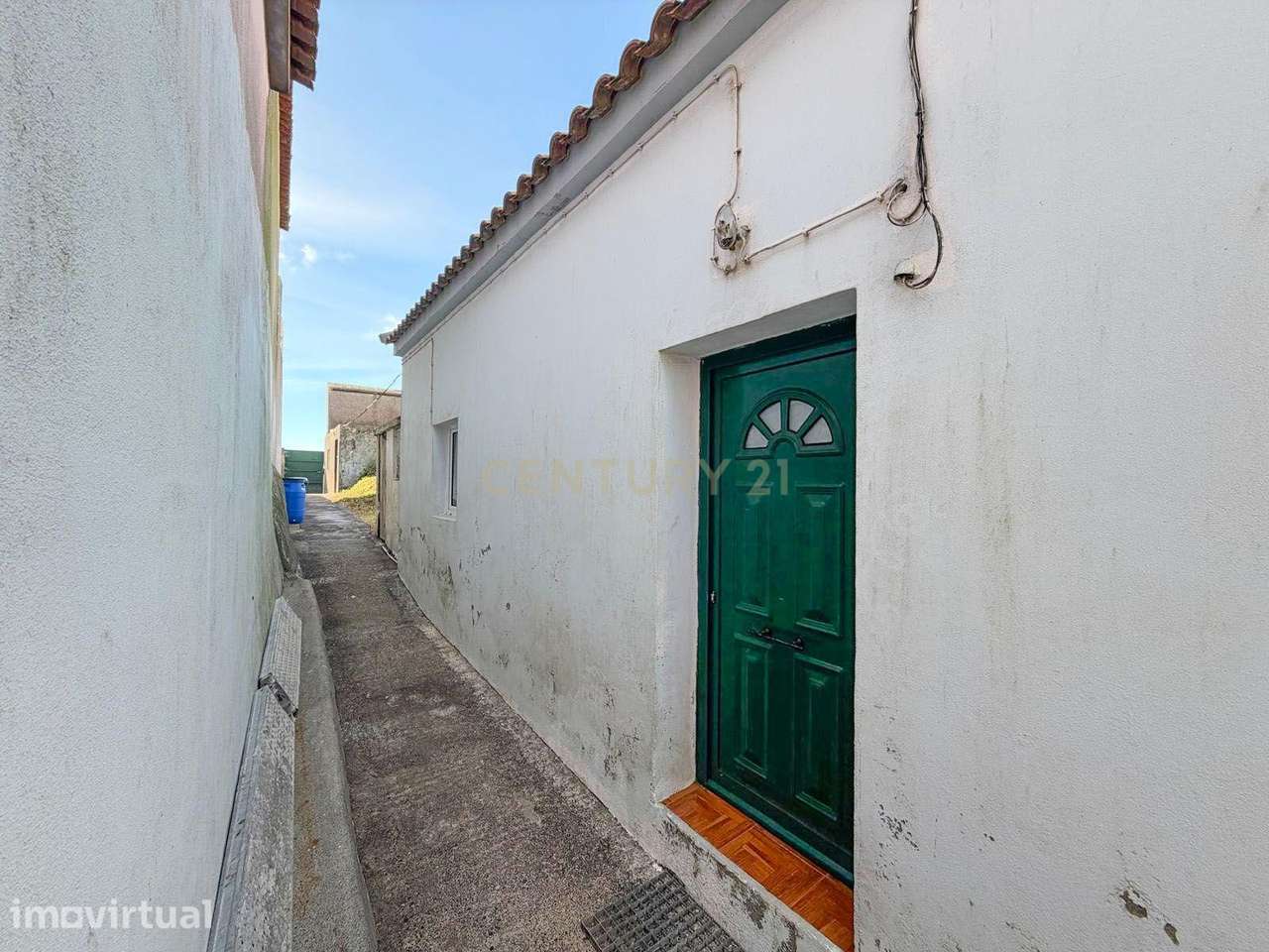 Moradia T1+1 com 690 m² de terreno e enorme potencial | Arrifes - Pont - Grande imagem: 4/20