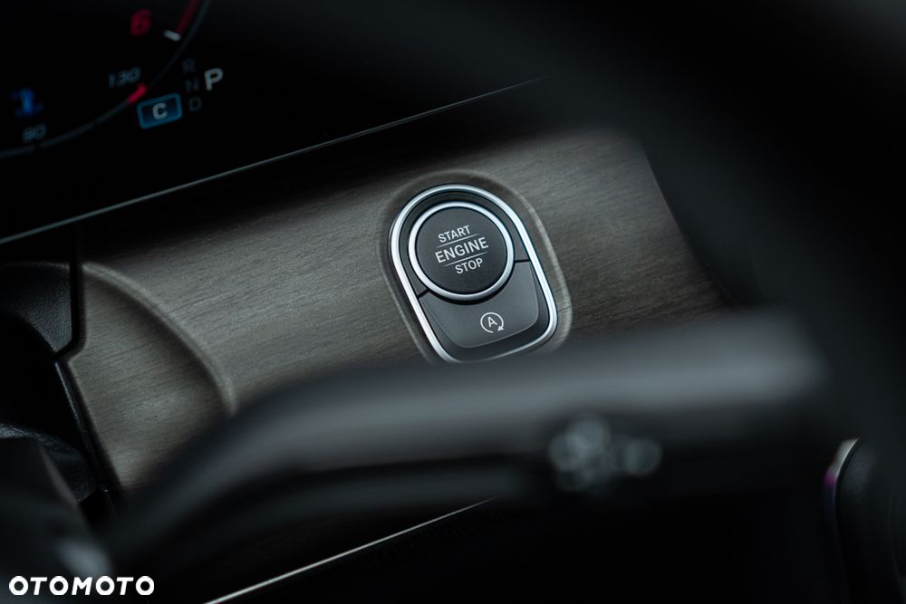 Mercedes-Benz Klasa V 300 d Avantgarde 9G-Tronic (d³ugi) - 18