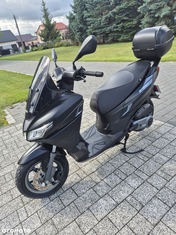 Aprilia SR