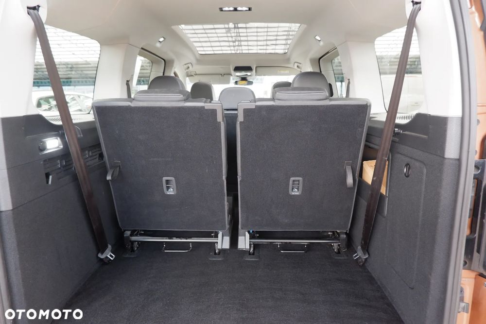 Volkswagen Caddy Maxi 2.0 TDI Style 4Motion - 10