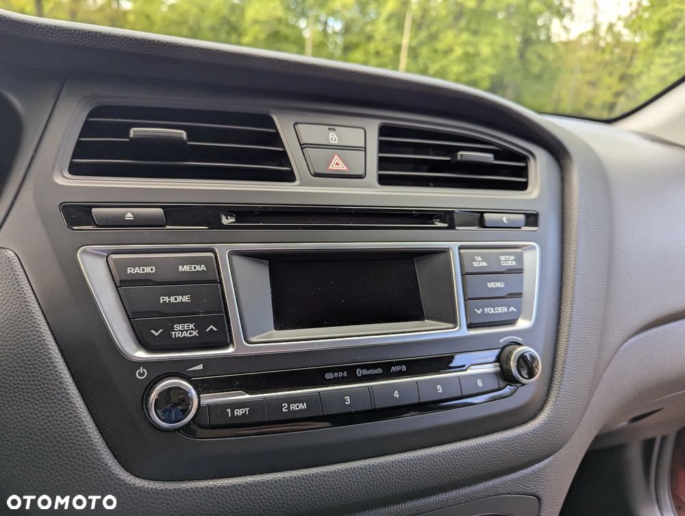 Hyundai i20 1.2 BlueDrive Comfort - 21