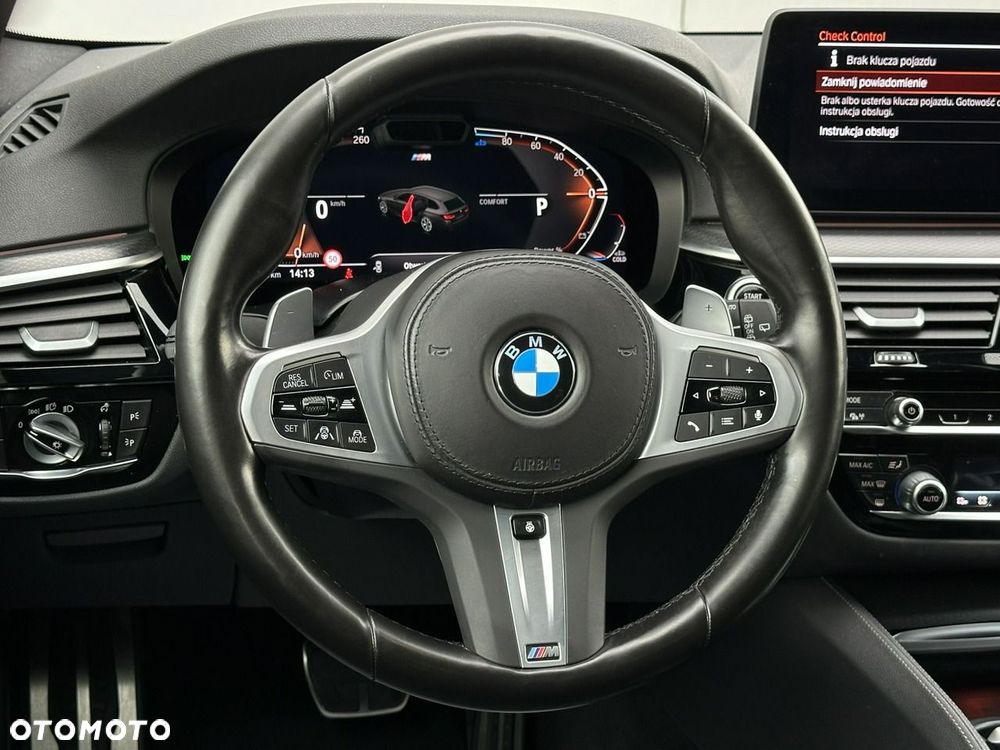BMW Seria 5 520d xDrive M Sport sport - 23