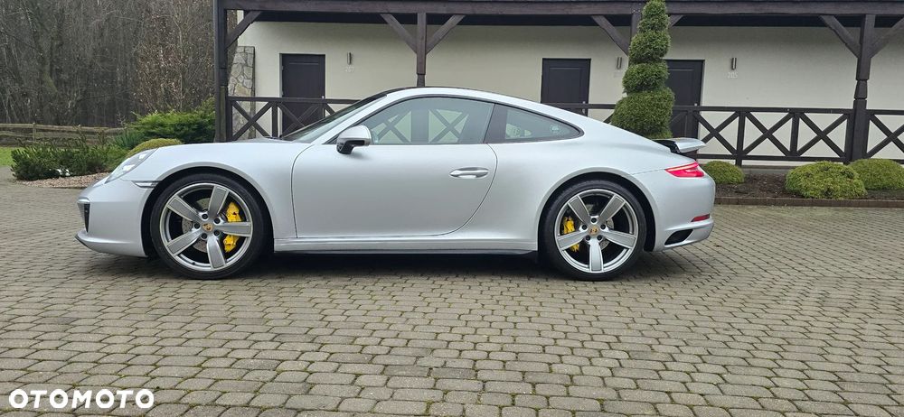 Porsche 911 Carrera 4S PDK - 16