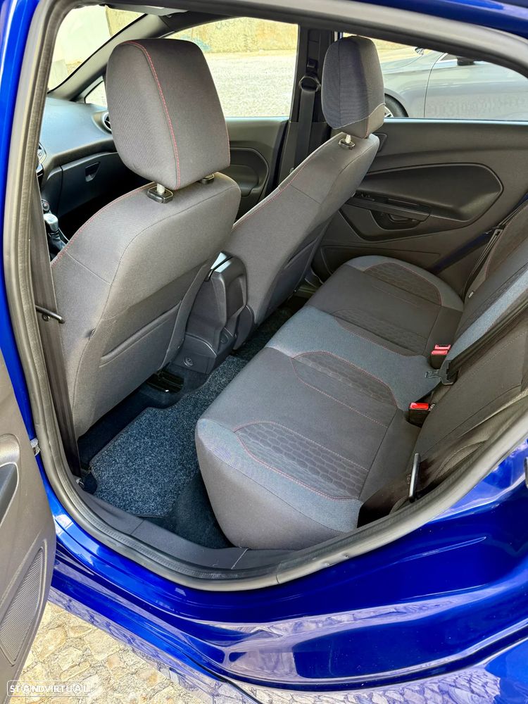 Ford Fiesta 1.0 EcoBoost ST-Line - 10