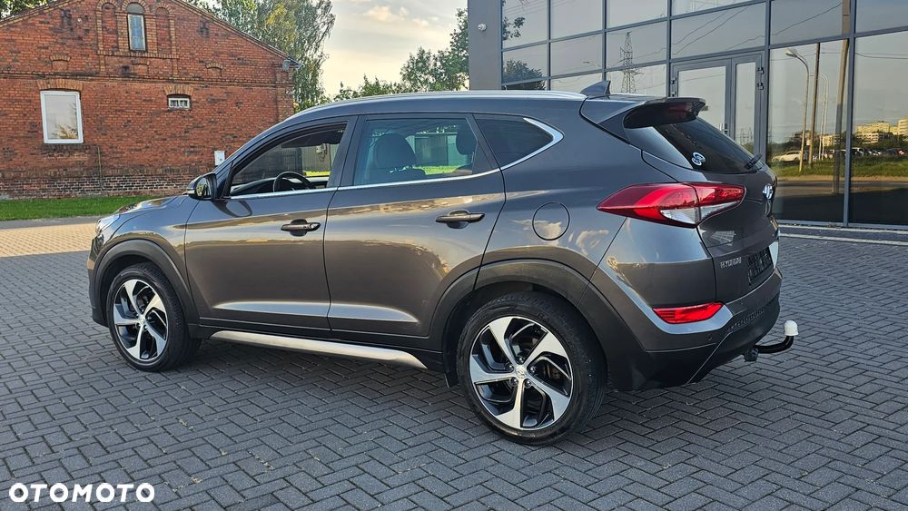 Hyundai Tucson 1.7 CRDI BlueDrive TourdePologne 2WD - 8