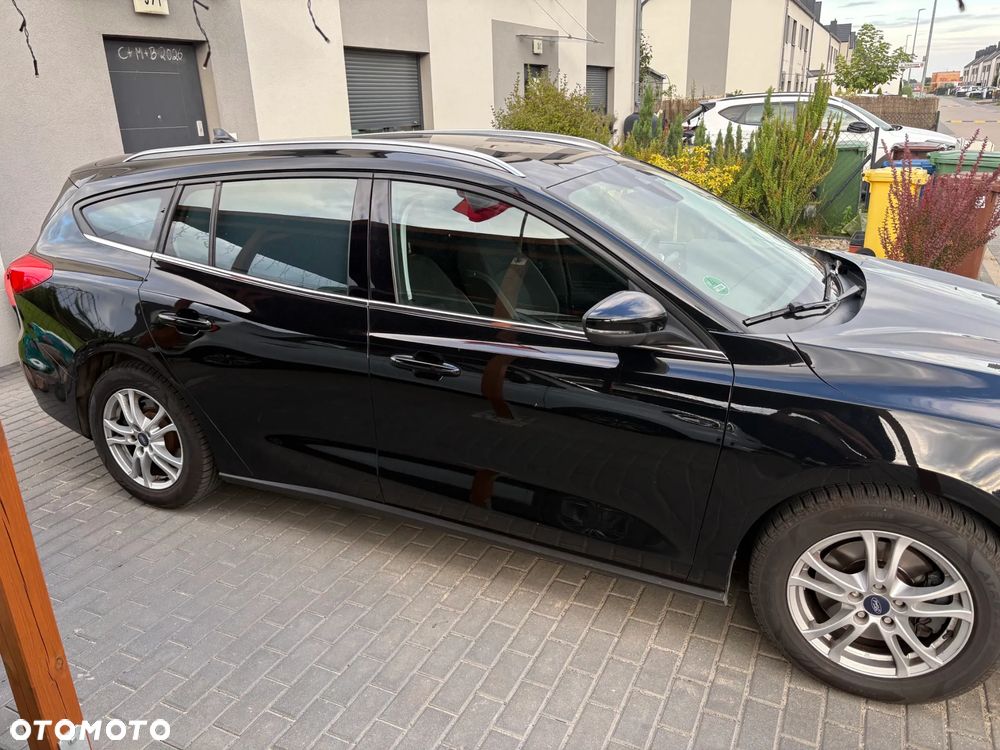 Ford Focus 1.5 EcoBlue Connected - 4