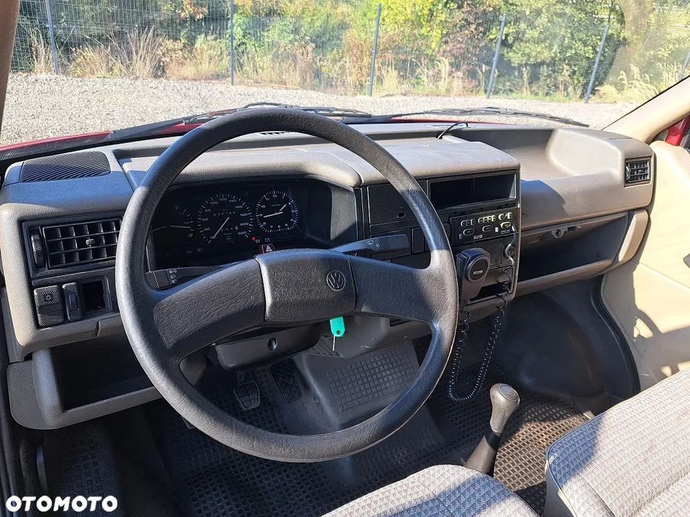 Volkswagen Transporter - 21