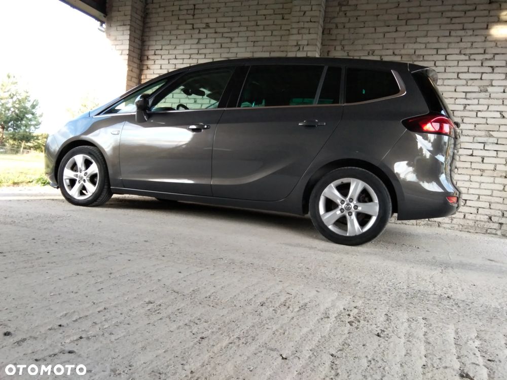 Opel Zafira 1.6 CDTI Cosmo - 26