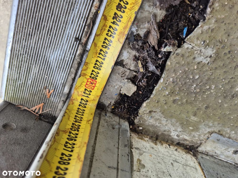 Chłodnia Mroźnia 8 palet, 4.5m , 2 komory, 2 parowniki, zasilanie stacjonarne na prąd, stan bdb! - 31