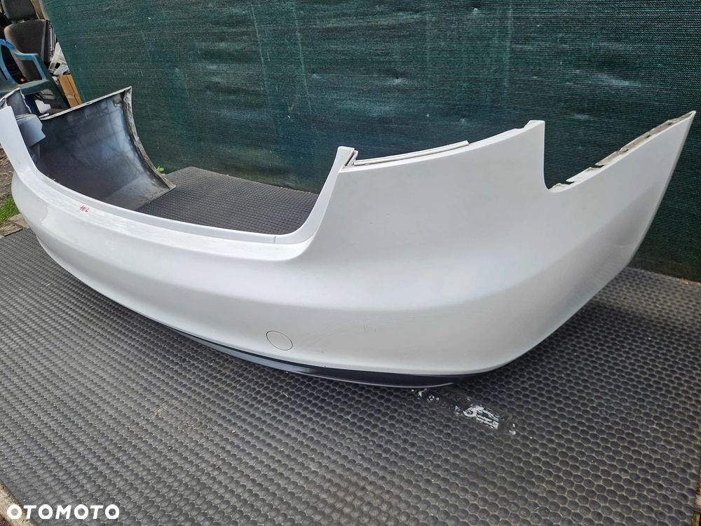 Zderzak Tyl Tylny S-Line Bialy Dyfuzor Audi A4 B8 Sedan - 16