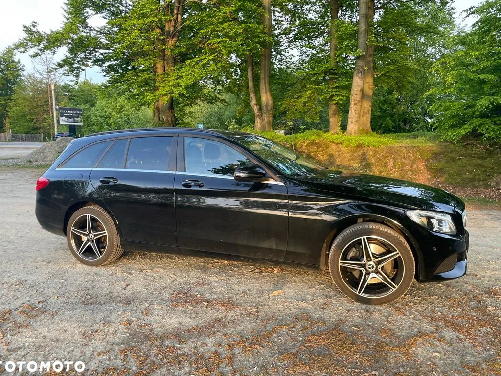 Mercedes-Benz Klasa C 250 d 4-Matic 9G-TRONIC - 18