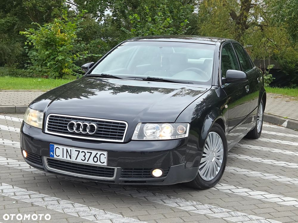 Audi A4 - 1