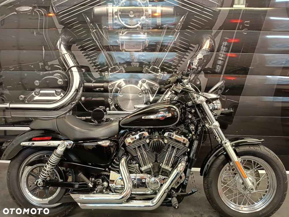 Harley-Davidson Sportster Custom 1200C - 2