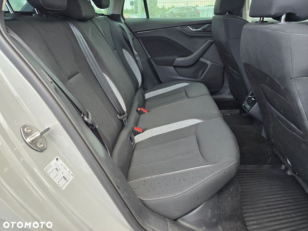 Skoda Scala 1.0 TSI Edition 130 - 12