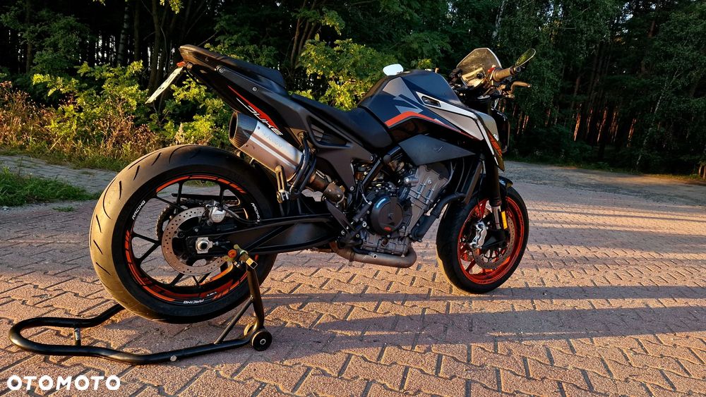 KTM Duke 790 - 1