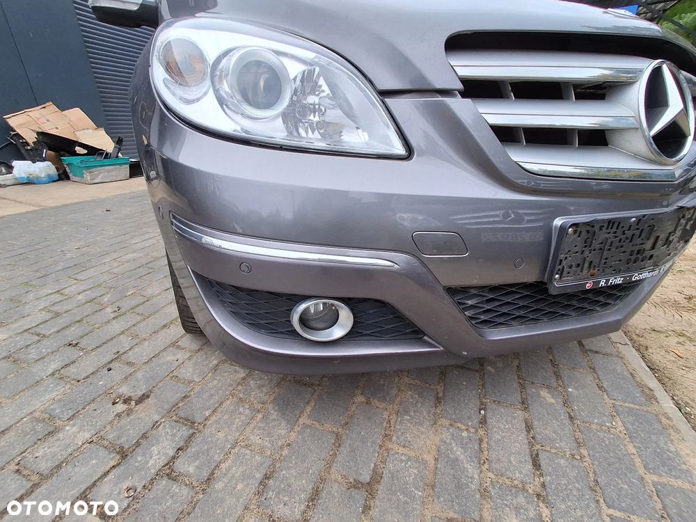 MERCEDES B-KLASA W245 PO LIFCIE PRZEDNIEI ZDERZAK PDC CHROM W KOLOR 787  DO MONTAŻU - 3