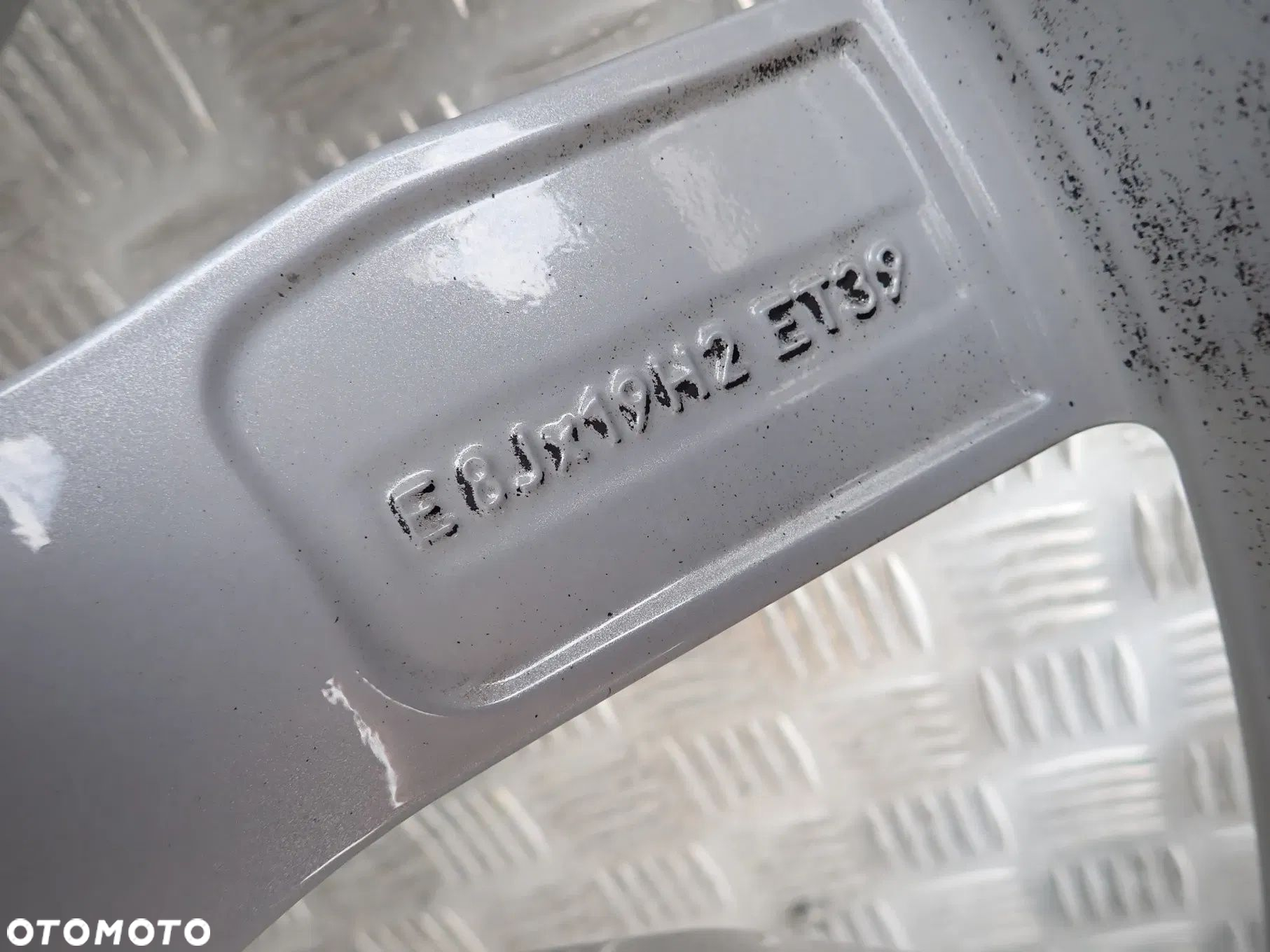 FELGI ALUMINIOWE AUDI A6 C7 C8 8JX19 ET39 4K0601025M - 6