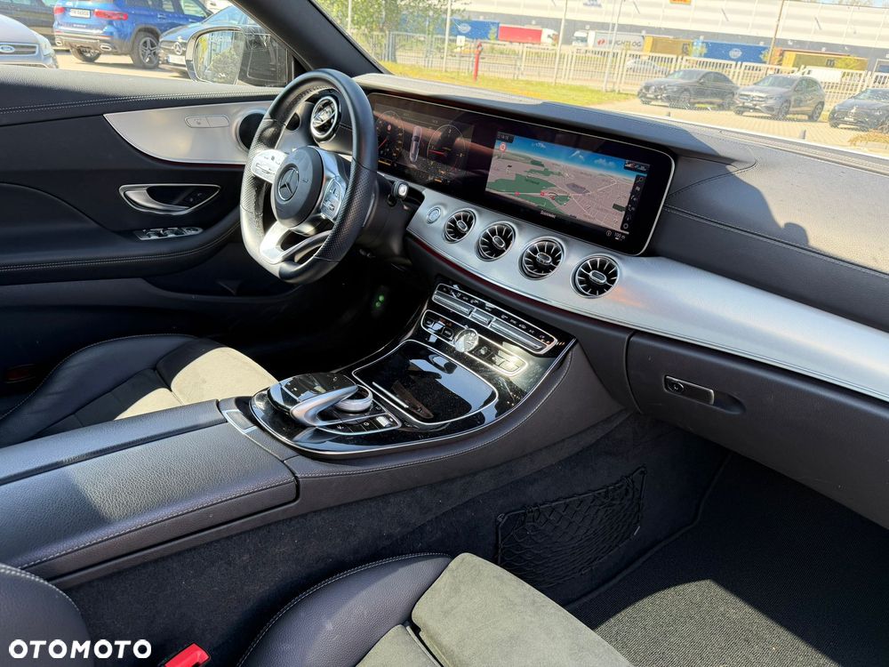 Mercedes-Benz Klasa E 220 d 4-Matic 9G-TRONIC - 8