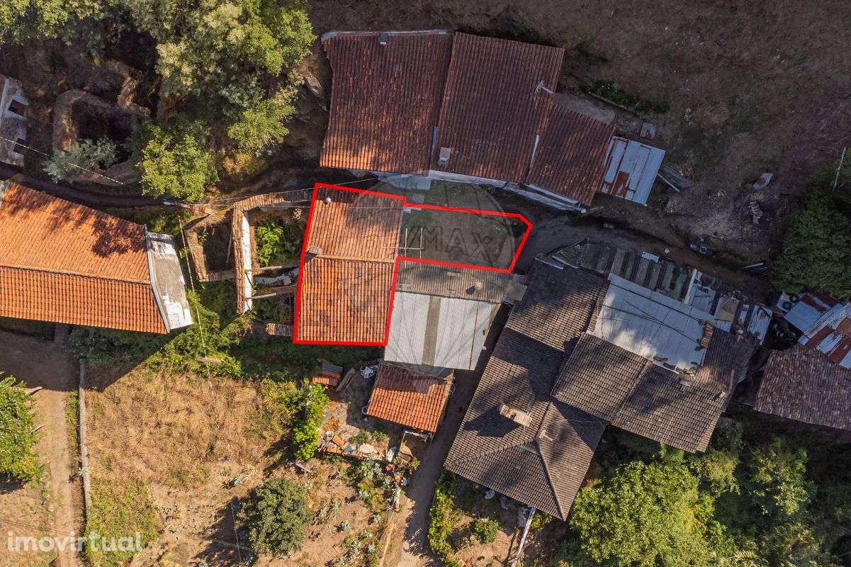 Moradia T1 para venda - Grande imagem: 2/22