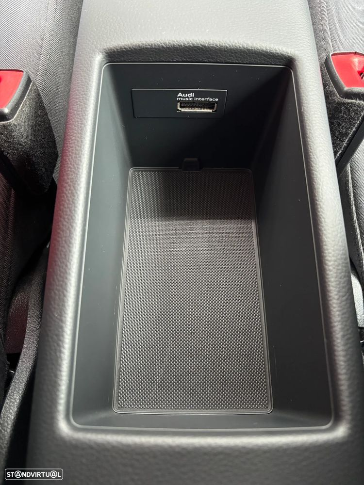 Audi A3 Sportback 1.6 TDI Advance Ultra - 36