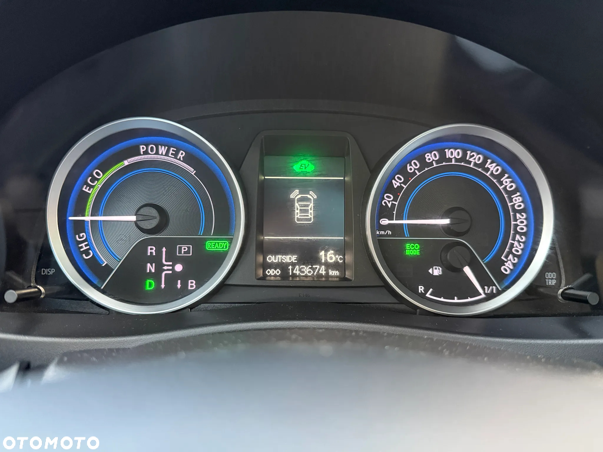Toyota Auris 1.8 HSD Luna - 17