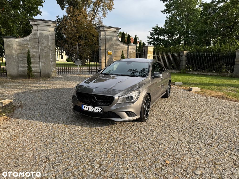 Mercedes-Benz CLA - 12