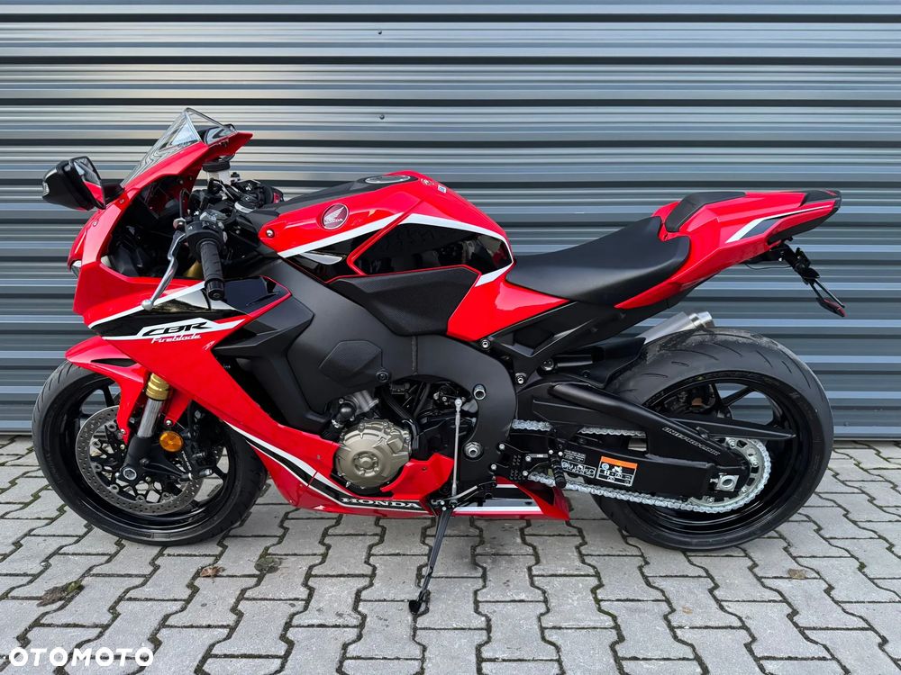 Honda CBR - 4