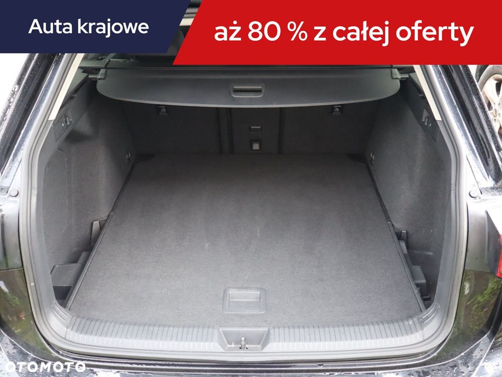 Volkswagen Golf Variant - 16